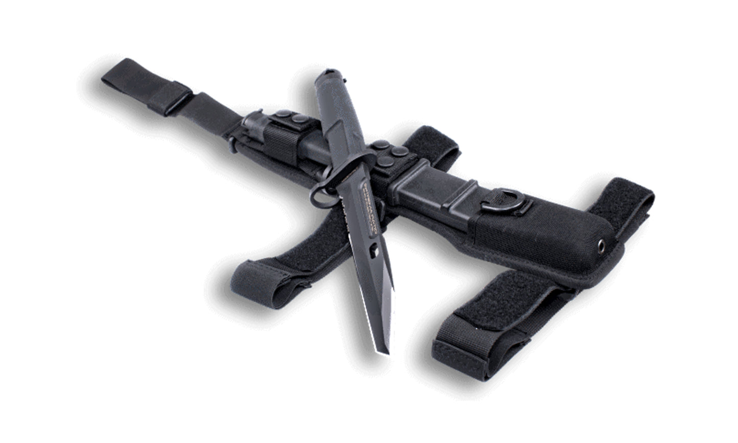 FULCRUM BAYONET BLACK WITH RIFLE ATTACHMENT