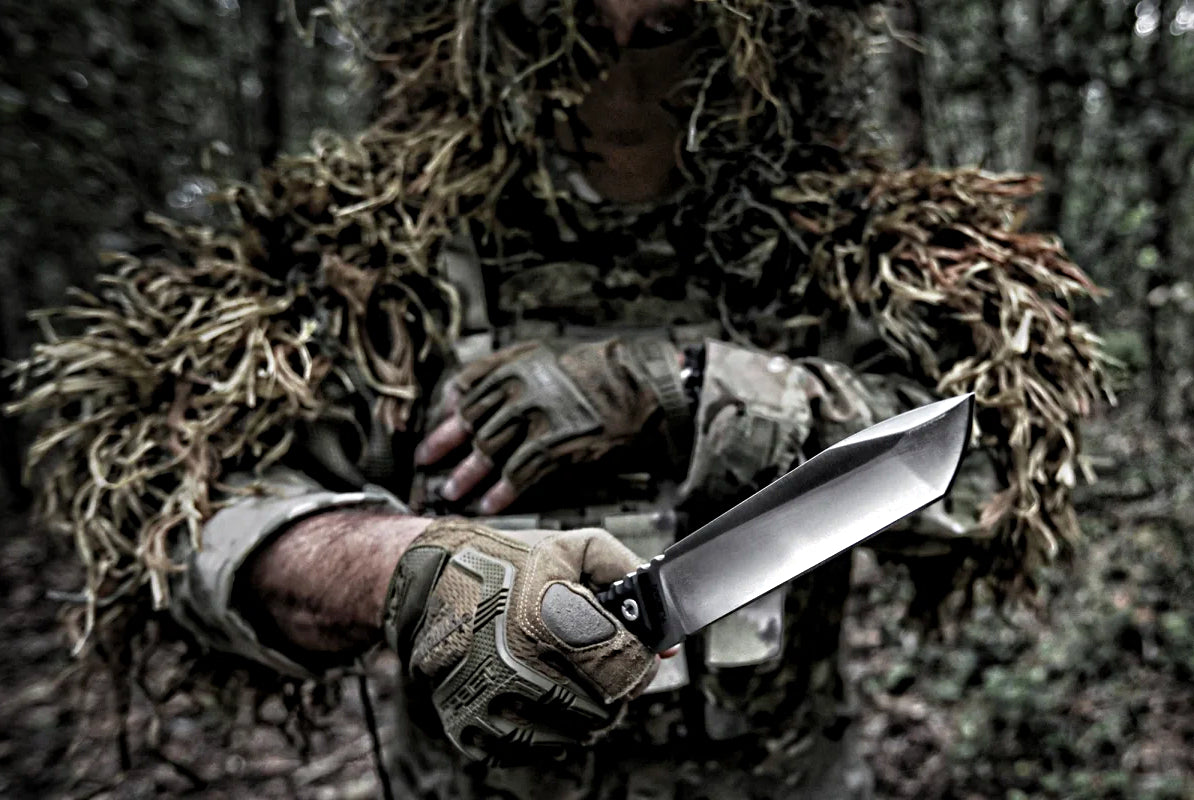 TUSCAN BLACK SATIN - a versatile multi-role knife