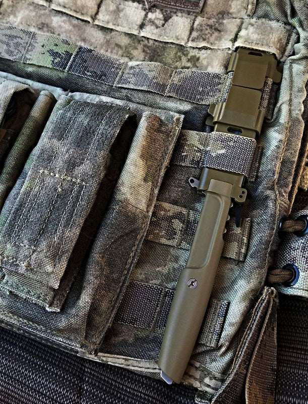 REQUIEM HCS - a streamlined strong blade