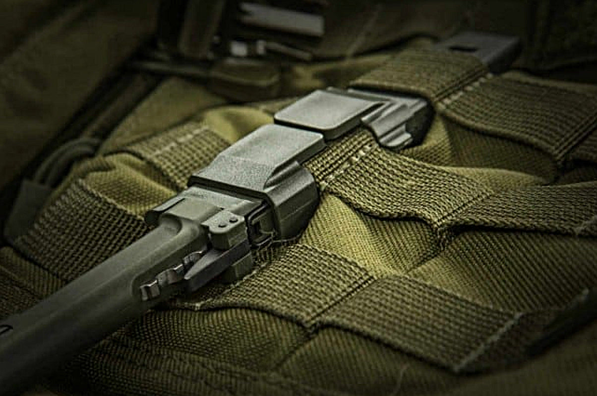 REQUIEM RANGER GREEN - a streamlined strong blade