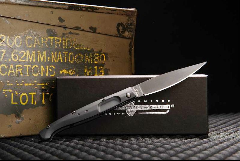 RESOLZA 10 FOLDER BLACK - one of Italy’s most iconic traditional knives