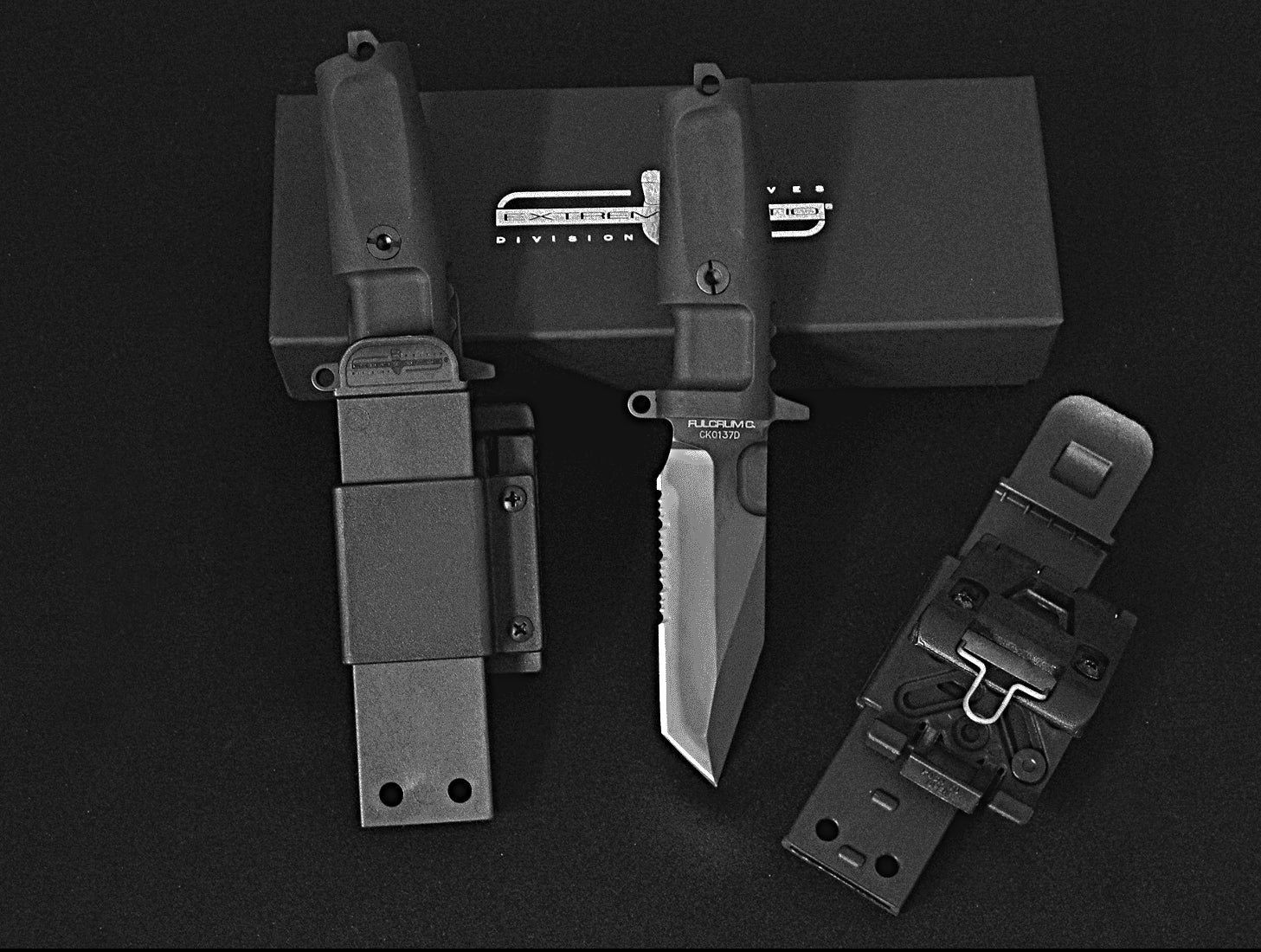 EXTREMA RATIO FULCRUM C [COMPACT] – XTREME KNIVES